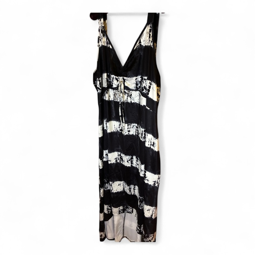 Black and White Striped Dress Plus Size 4XL/(20) - Picture 2 of 5